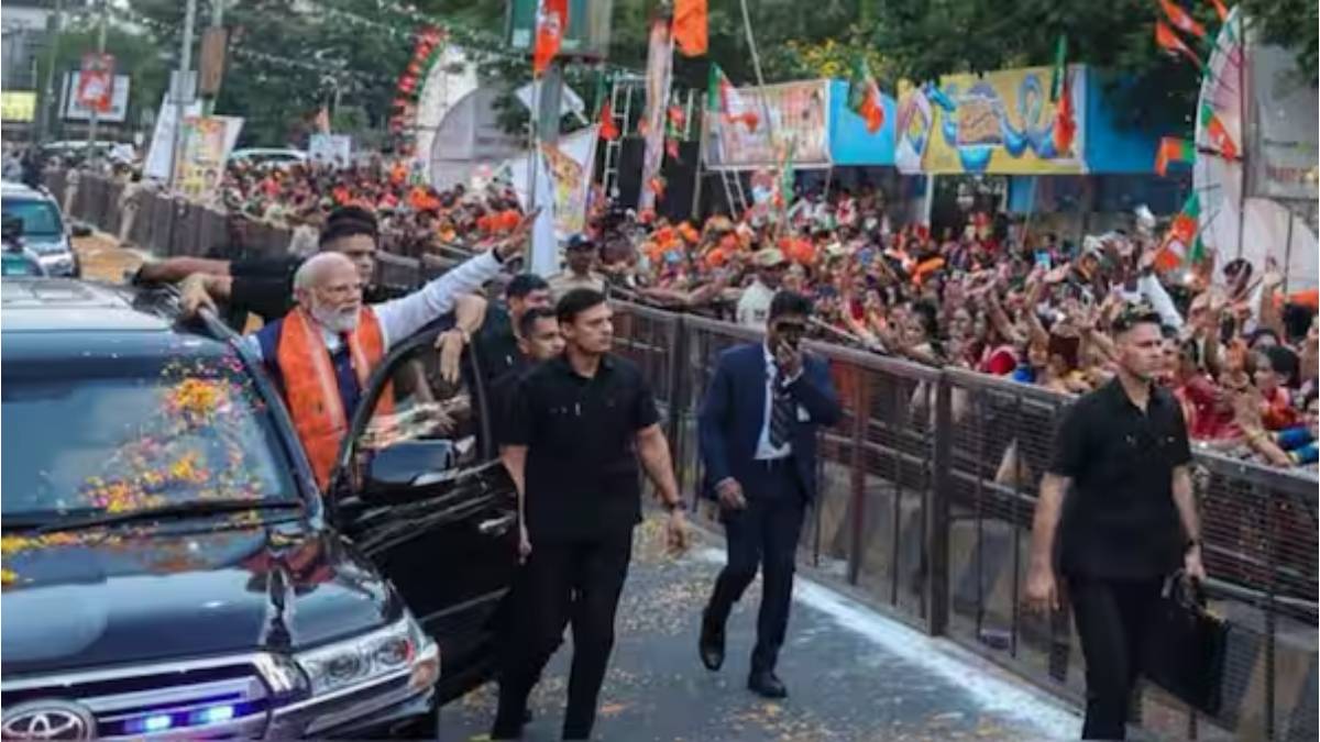 জ্বালানি সাশ্রয়ের জন্য কনভয়ের গাড়ির সংখ্যা কমিয়ে দিচ্ছেন প্রধানমন্ত্রী মোদী