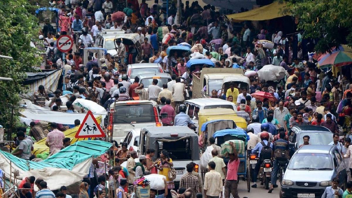 রাস্তা-ফুটপাতে আর নয় মঙ্গলাহাট, কড়া অবস্থানে হাওড়া পুলিশ