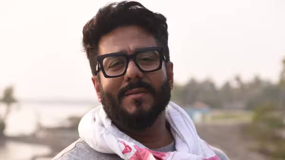 ধাক্কা খেয়ে নীরবে গণনাকেন্দ্র ছাড়লেন রাজ