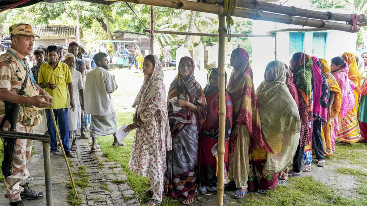পুনর্নির্বাচনে বেলা ১১টা পর্যন্ত প্রায় ৩৭ শতাংশ ভোট ডায়মন্ড হারবার ও মগরাহাট পশ্চিমে