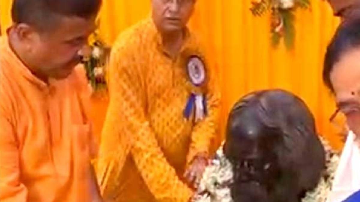 শপথের পর প্রথম গন্তব্য জোড়াসাঁকো, বাংলার গৌরব ফেরানোর ডাক শুভেন্দুর