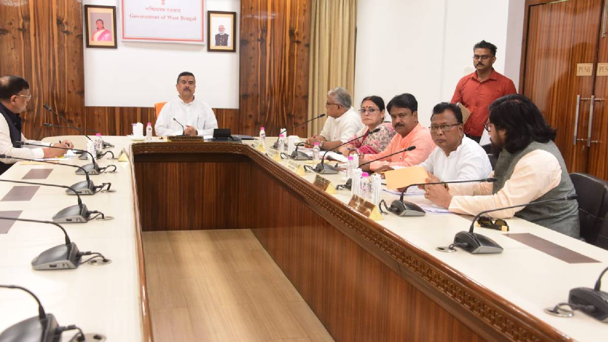 দূরপাল্লার সরকারি বাসে বিনা ভাড়ায় যাত্রা মহিলাদের