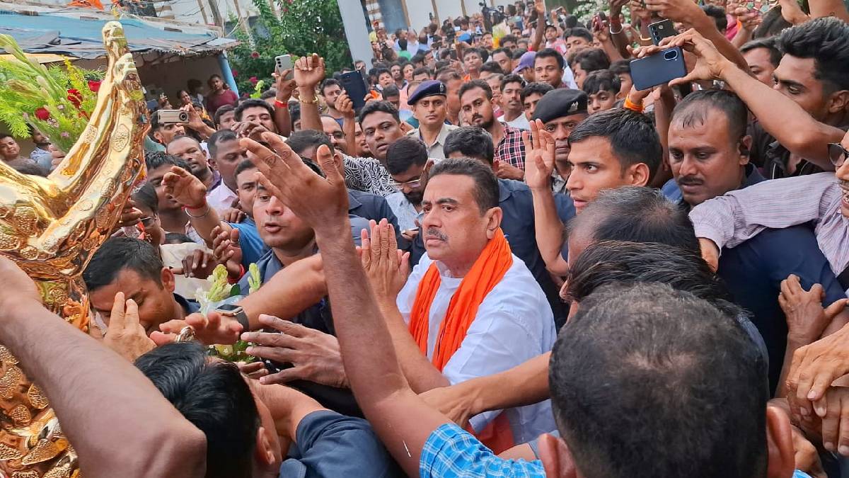বাঙালি ভোজে মুখ্যমন্ত্রী শুভেন্দুর রবিবার