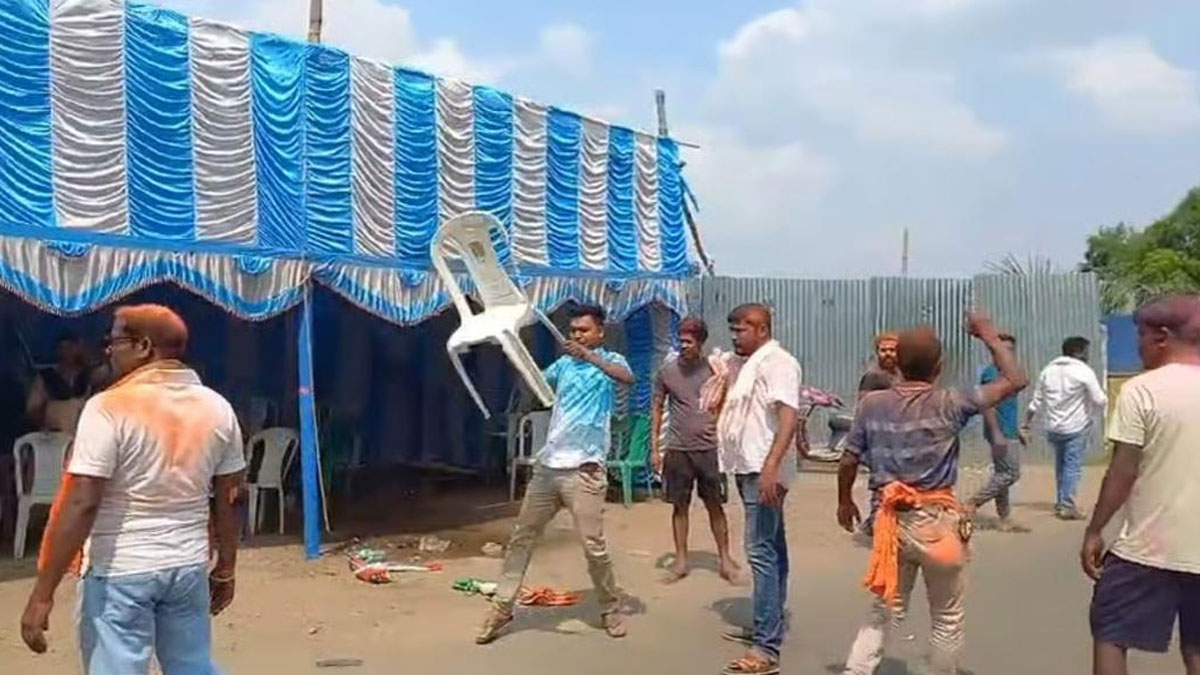 বর্ধমানের সাঁধানপুর পলিটেকনিকের সামনে তৃণমূল শিবিরে ভাঙচুর, আহত ১