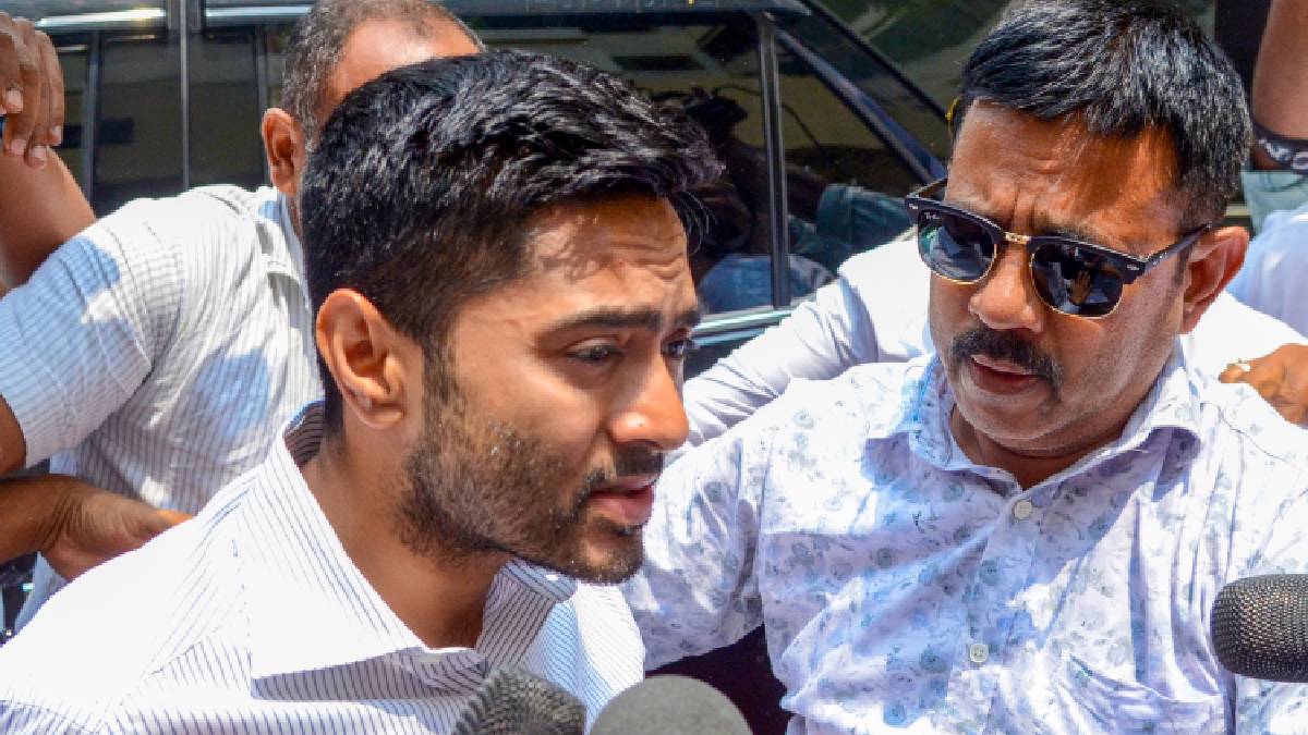 নিয়োগ দুর্নীতি মামলায় ইডি দপ্তরে হাজিরা অভিষেকের