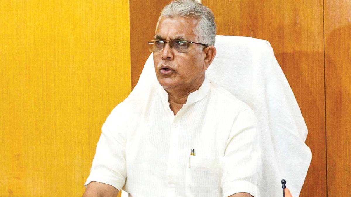 দেশকে বিপদের মুখে ঠেলে দিয়েছেন মমতা : দিলীপ ঘোষ