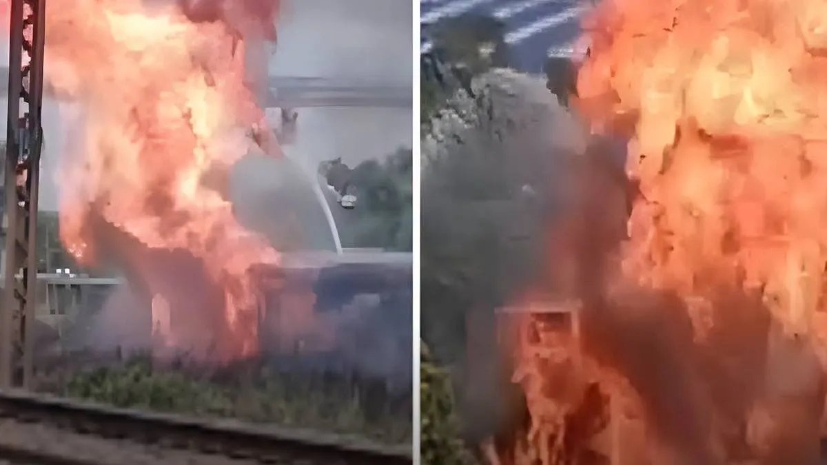 হলদিয়ায় পেট্রোকেমিক্যালসের ন্যাপথা পাইপলাইনে আগুন, দগ্ধ ১৫ জন শ্রমিক