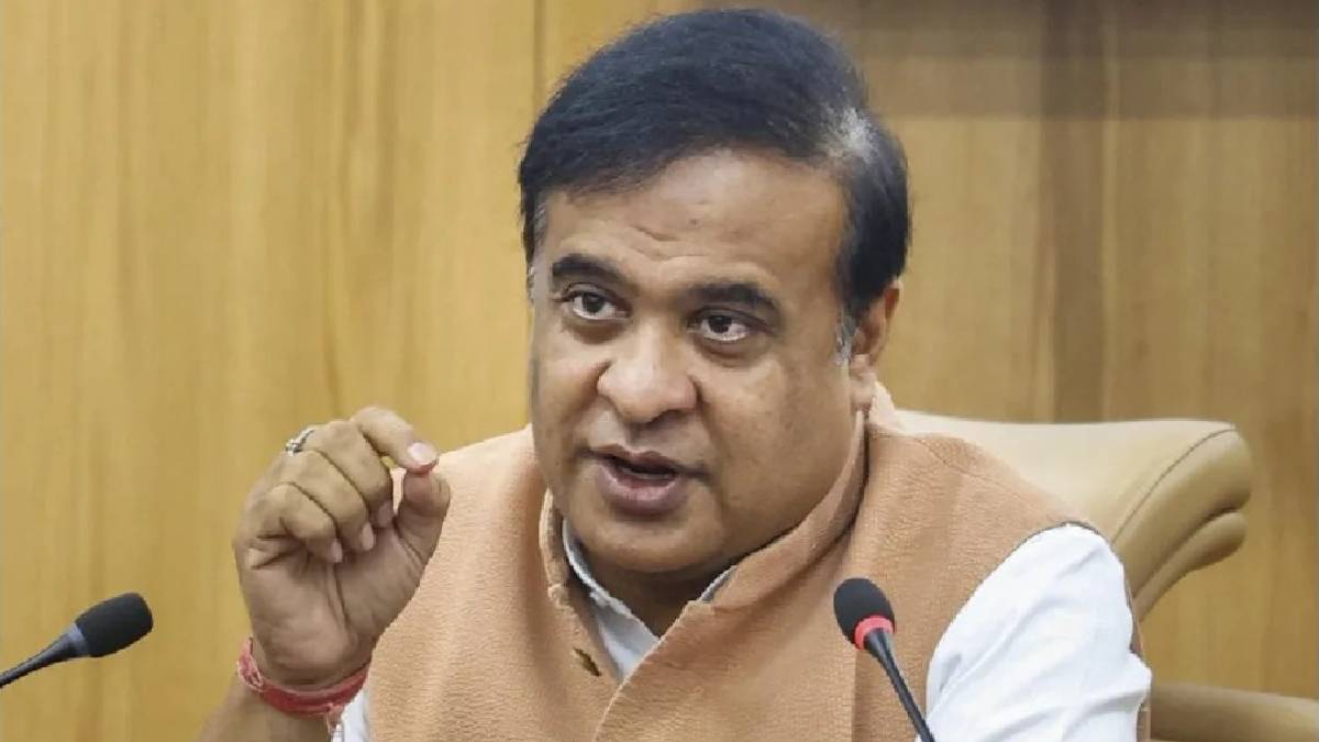 আসামে ১৮ বছরের ঊর্ধ্বে নতুন আধার কার্ড ইস্যু নিয়ে কড়া মুখ্যমন্ত্রী