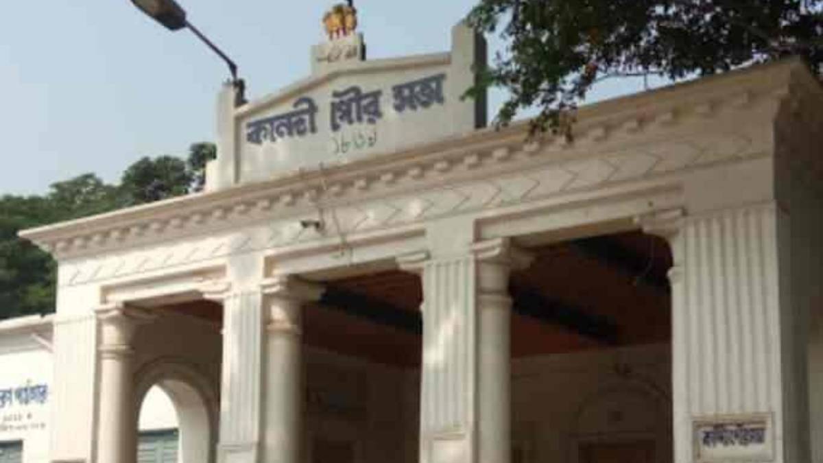 পদত্যাগ কান্দি পুরপ্রধানের, অনিশ্চয়তায় পুরবোর্ড