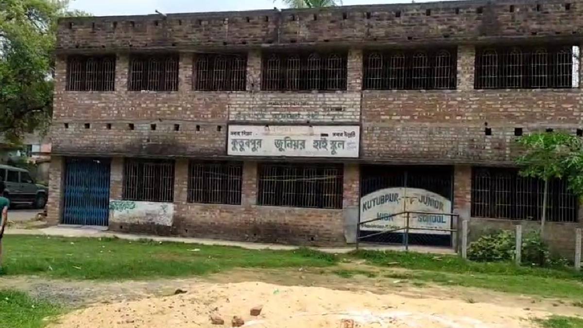 শান্তিপুরে মিড-ডে মিলে খাওয়ার বেশি চাওয়ায় মার পঞ্চম শ্রেণির পড়ুয়াকে