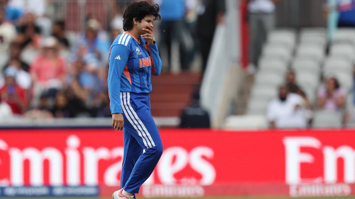 দক্ষিণ আফ্রিকার কাছে হারের পর কীভাবে টি-২০ বিশ্বকাপ সেমিফাইনালে উঠতে পারেন হরমনপ্রীতরা?