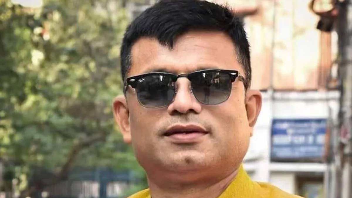 তোলাবাজি থেকে শ্লীলতাহানির অভিযোগ, গ্রেপ্তার ১০৪ নম্বর ওয়ার্ডের তৃণমূল কাউন্সিলর