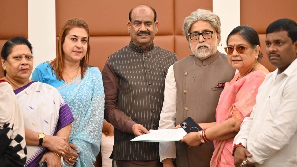 এনসিপিআই-তে যোগ বিদ্রোহী তৃণমূল সাংসদদের, ত্রিপুরার দলে গিয়ে চিঠি স্পিকারকে