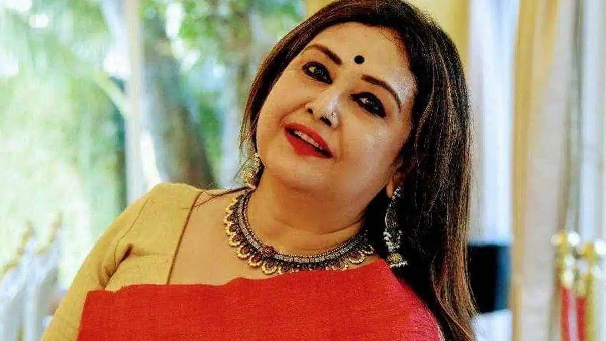 মুখ্যমন্ত্রীর কাছে সঙ্গীতশিল্পী ঋদ্ধি বন্দ্যোপাধ্যায়