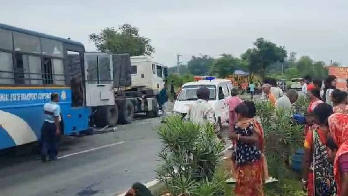 ভয়াবহ পথ দুর্ঘটনা ময়নাগুড়িতে, বাস-ট্রেলারের সংঘর্ষে মৃত ৫, আহত একাধিক