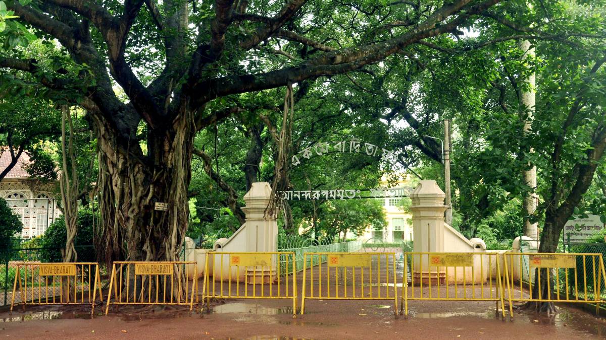 বিশ্বভারতী বাংলা বিভাগে নিয়োগ দুর্নীতি নিয়ে জবাব চাইল তফসিলি কমিশন