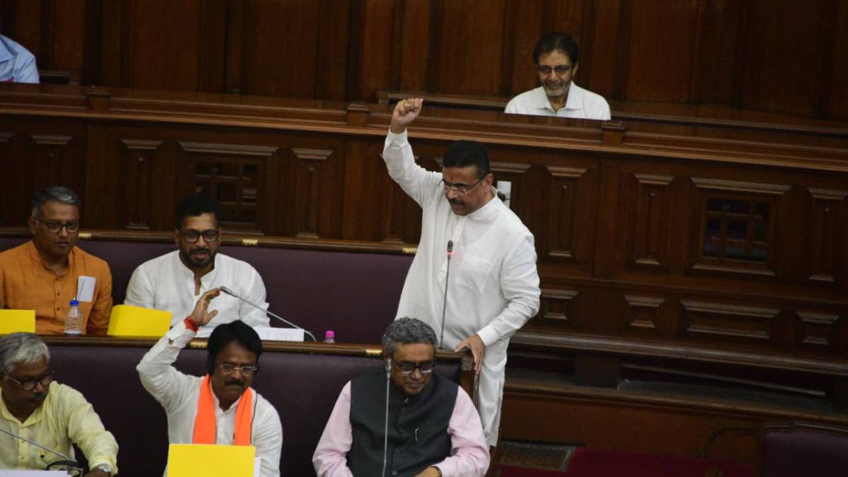 বিধানসভায় মুখ্যমন্ত্রীর সঙ্গে সাক্ষাৎ তামান্নার মায়ের, বিচারের আশ্বাস শুভেন্দুর