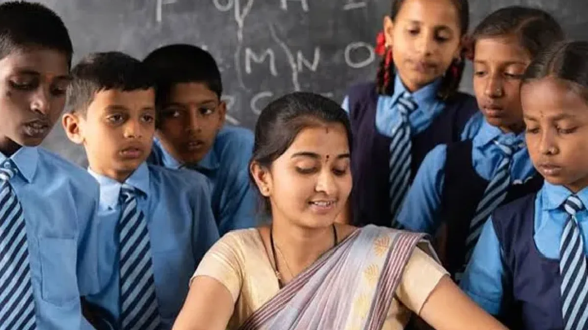 নিটের পরে কাঠগড়ায় টেট, উঠল প্রশ্নপত্র ফাঁসের অভিযোগ
