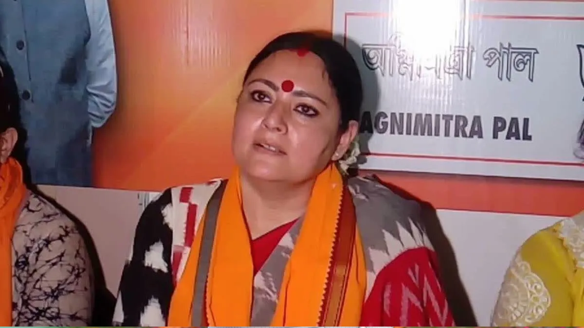জল জমা ও বিদ্যুৎস্পৃষ্টের আশঙ্কা এড়াতে হাওড়ায় আগাম প্রস্তুতি, সাফাইয়ে গতি আনার নির্দেশ অগ্নিমিত্রার