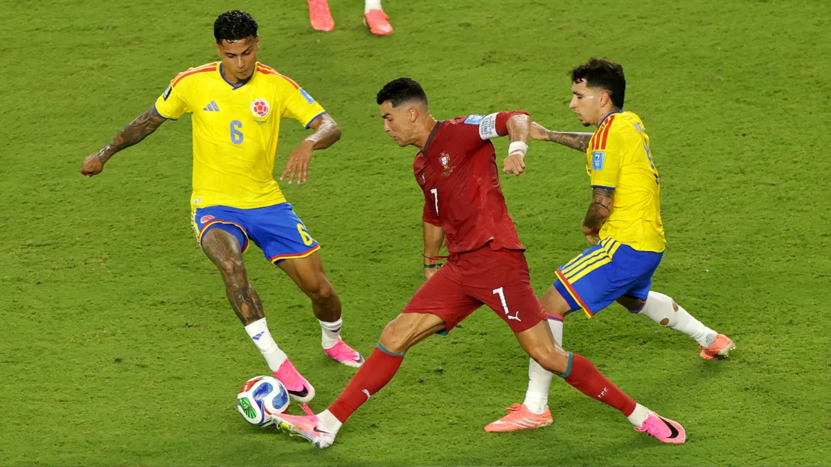কলম্বিয়ার দাপটে দ্বিতীয় হয়ে নকআউটে পর্তুগাল