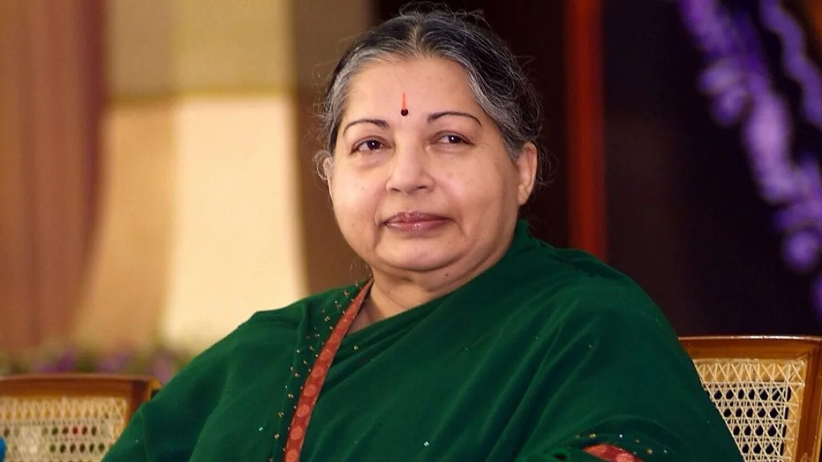 জয়ললিতার দলে ভাঙনের সুর, অস্তিত্ব সঙ্কটে এআইএডিএমকে