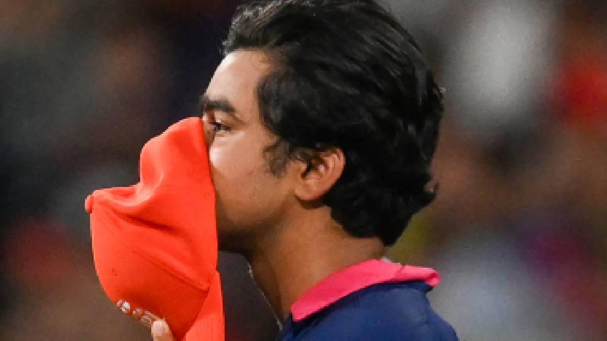 বৈভবকে টেস্ট দলে নেওয়া প্রসঙ্গে দুই মেরুতে সম্বরণ, অরুণলাল
