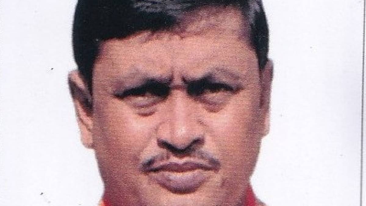 উদ্বাস্তু পরিবারের সন্তান থেকে রাজ্যের মন্ত্রী, দিবাকর ঘরামীর উত্থানে গর্বিত সোনামুখী