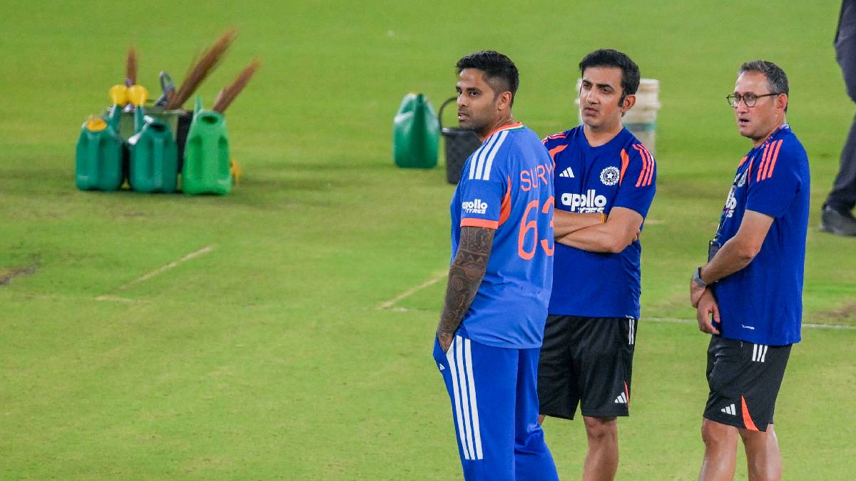ভারতীয় দলের অধিনায়ক নির্বাচনে দুই মেরুতে গম্ভীর ও আগরকর