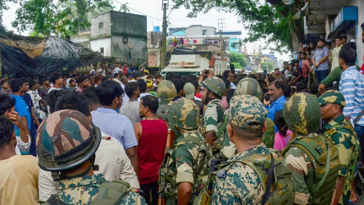 বারুইপুর গেলেন ঋতব্রত, সায়নী, চন্দ্রিমা এবং কাকলিরা
