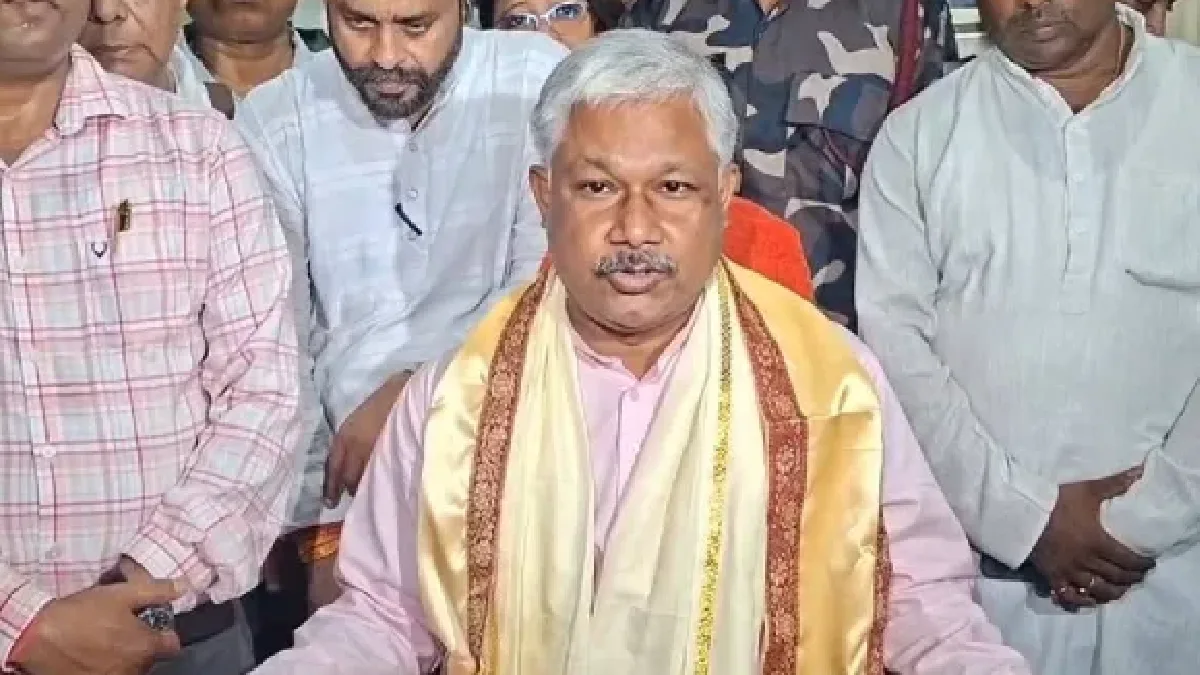 শিক্ষাব্যবস্থাকে দুর্নীতিমুক্ত করে আরও কর্মমুখী করে তোলা হবে- মন্ত্রী দীপক বর্মন