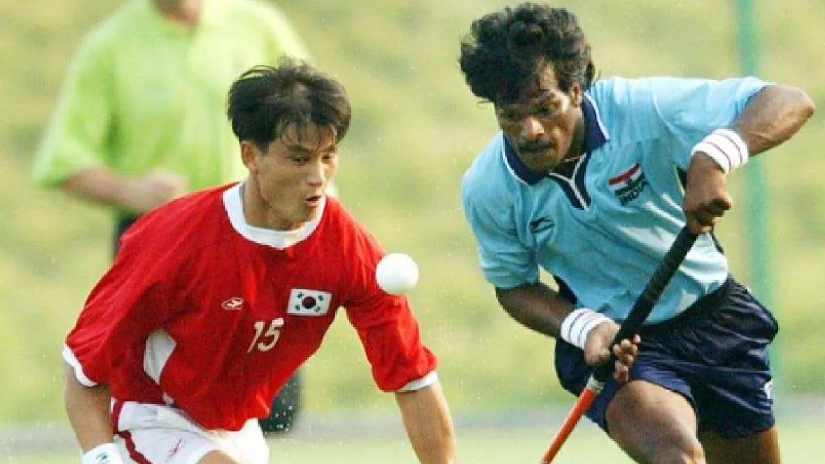 ‘গেরুয়া কখনও ভারতীয় হকির ঐতিহ্যের রং নয়’, জার্সি বিতর্কে ক্ষোভ ধনরাজ পিল্লাইয়ের
