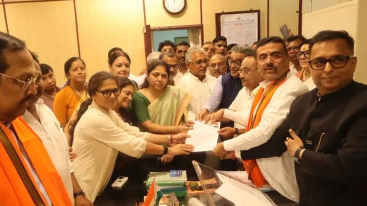 সুখেন্দু-সুস্মিতা-প্রকাশের মনোনয়ন পেশ, সঙ্গে গেলেন মুখ্যমন্ত্রী-বিজেপির রাজ্য সভাপতি
