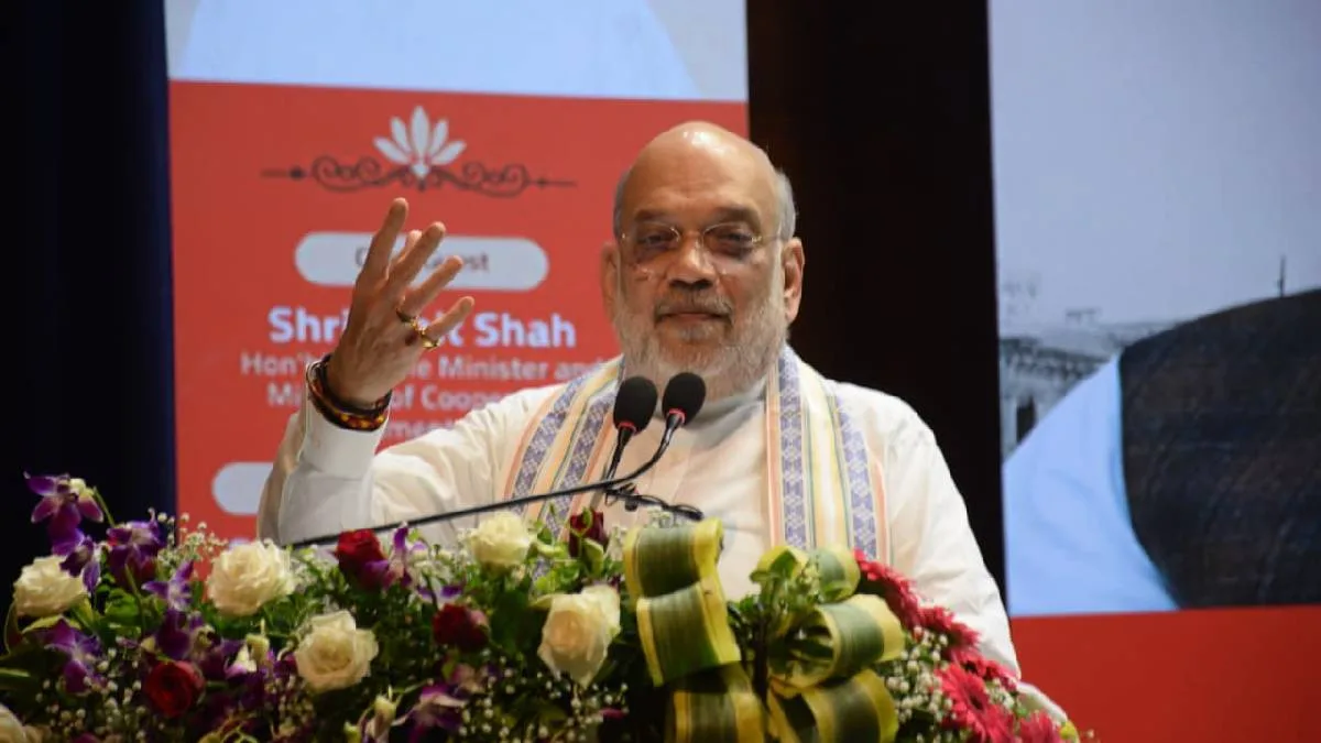 ‘মাতৃভাষাকে যেন আমরা কখনও ভুলে না যাই’, শব্দলোকের উদ্বোধনে বার্তা শাহের, সঙ্গ দিলেন শুভেন্দুও