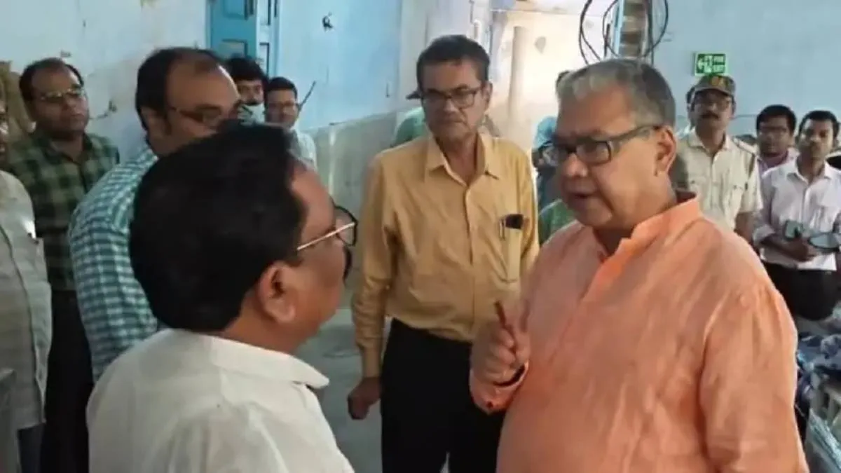 জেলার সরকারি হাসপাতালগুলির পরিকাঠামো কেমন? পরিদর্শন করে ক্ষুব্ধ স্বাস্থ্যমন্ত্রী