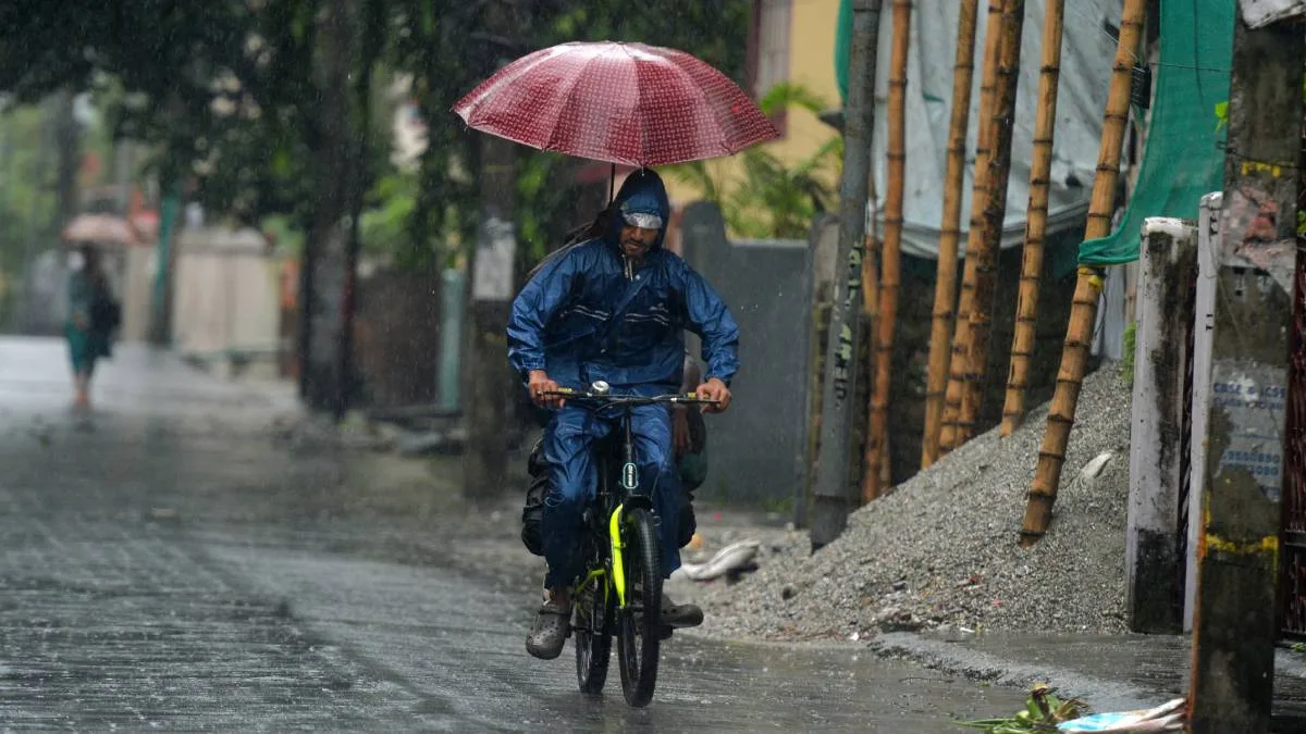 আগামী সপ্তাহ পর্যন্ত দক্ষিণবঙ্গে হালকা বৃষ্টির সম্ভাবনা, উত্তরে ভারী বৃষ্টি, জানাল আবহাওয়া দপ্তর
