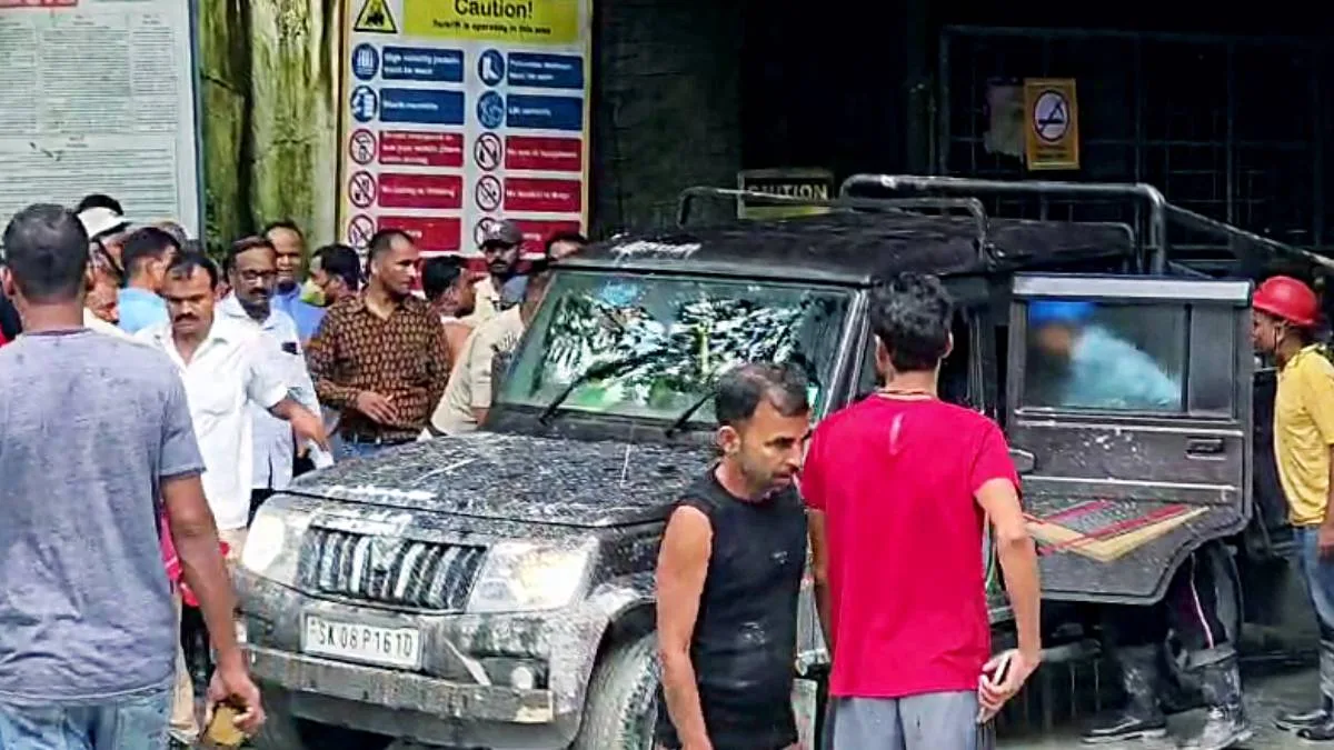 সিকিমে টানেলে ভয়াবস ধস ও মিথেন গ্যাস লিক করে বিস্ফোরণ: মৃত ১১ জন, আটকে এখনও একাধিক বাগান শ্রমিক