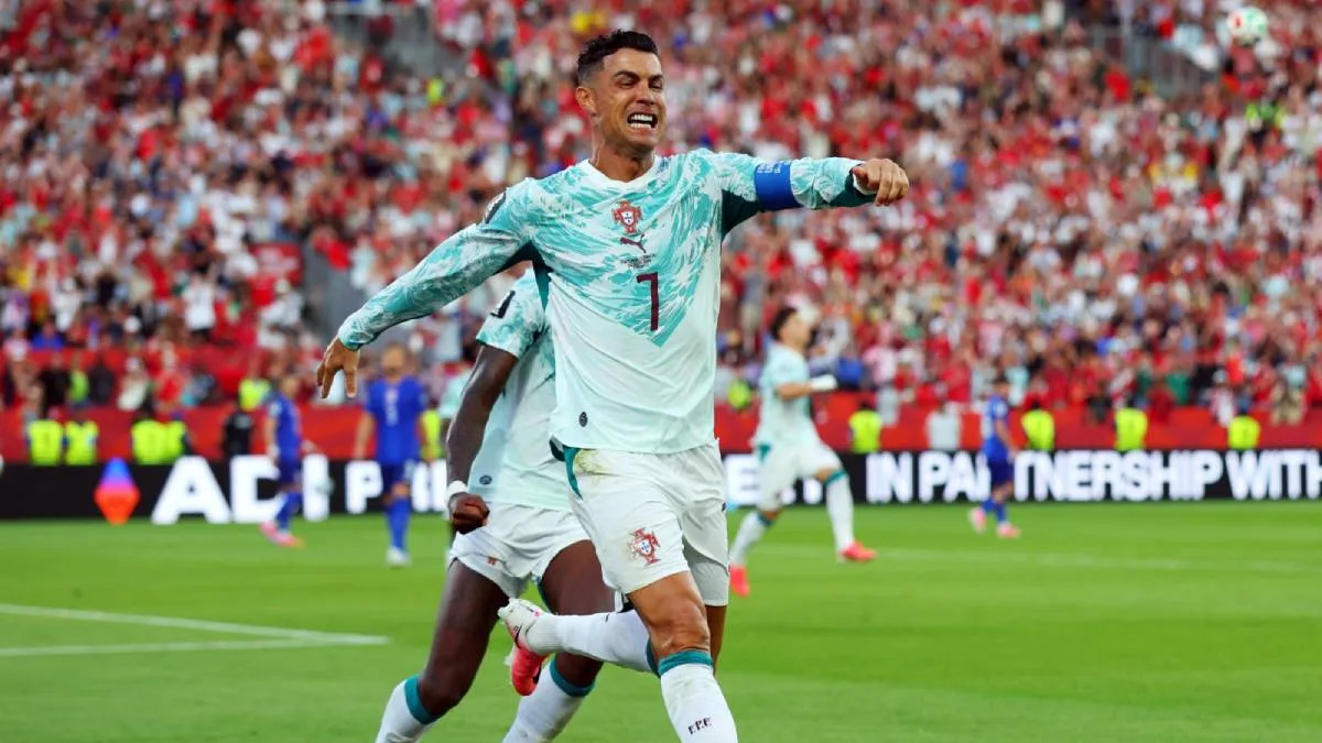 নাটক, বিতর্কে ভরা ম্যাচে রোনাল্ডোর ঐতিহাসিক গোল, নতুন রেকর্ড, শেষ ষোলোয় স্পেনের সামনে পর্তুগাল