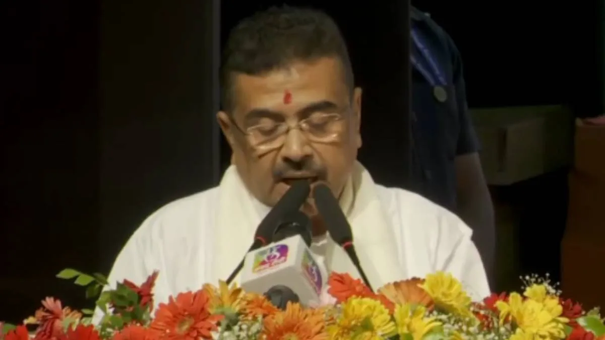 সব দলকে সঙ্গে নিয়ে কাজ করার বার্তা মুখ্যমন্ত্রীর, সেইসঙ্গে সিপিএম-তৃণমূলকে নিশানা