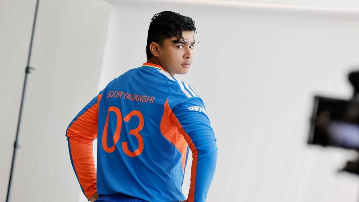 সঞ্জু, ইশানের জায়গায় বৈভবকে খেলানো হবে না কেন? প্রশ্ন সানি, শ্রীকান্ত, শাস্ত্রীদের
