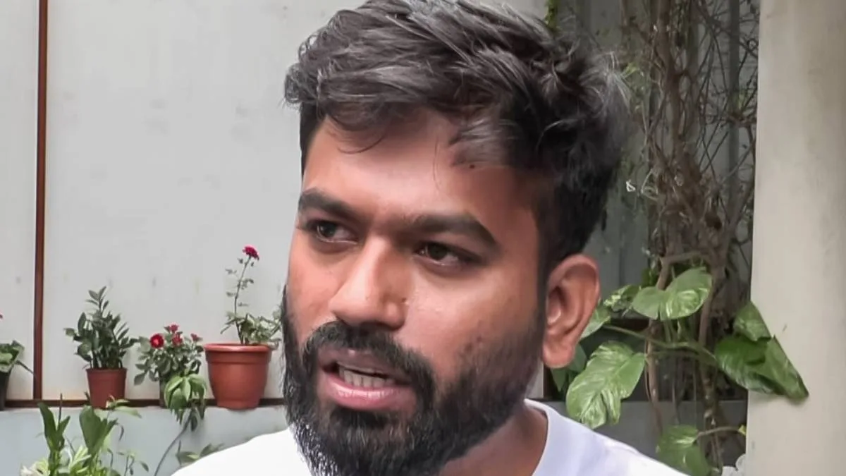 সরপঞ্চ চ্যালেঞ্জ: দেশজুড়ে গ্রামীণ স্কুলের পরিকাঠামো উন্নয়নের ডাক ককরোচ জনতা পার্টির