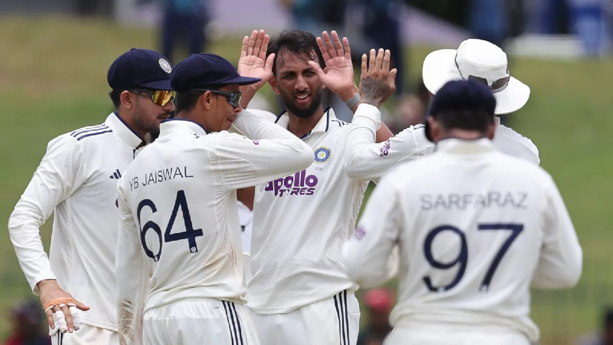 প্রসিদ্ধের দাপটে কোণঠাসা শ্রীলঙ্কা, ফলো-অন এড়াতে পারবে পাসিন্দু-দিনুশার লড়াকু ব্যাটিং?