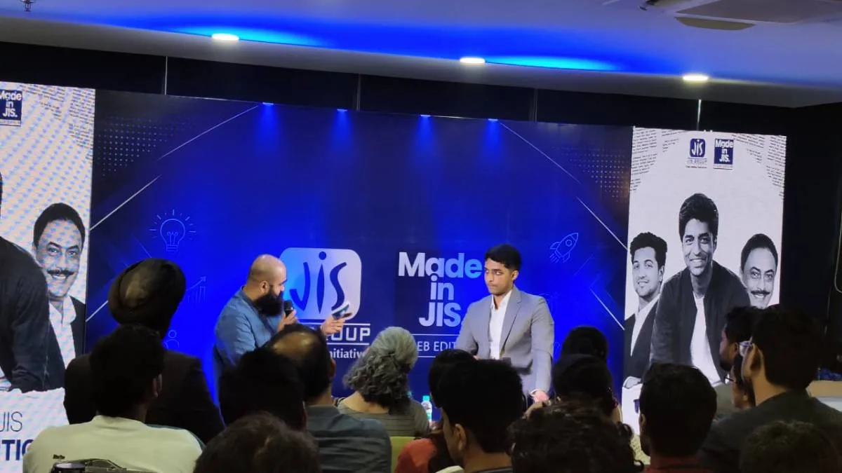 উদ্যোগেই ভবিষ্যৎ, জেআইএসে তরুণদের বার্তা শরণ হেগড়ের