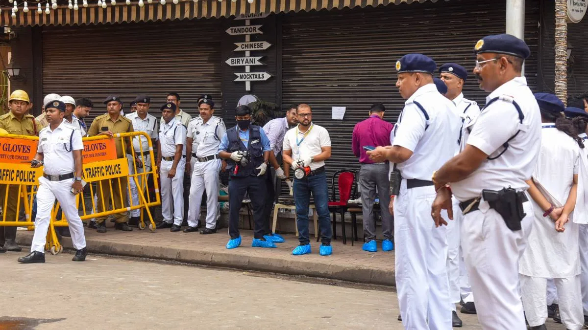 নিউ মার্কেটের অগ্নিকাণ্ডের ঘটনায় গ্রেপ্তার আবু জাফর, ‘শিখা ইন’-এর ইজারা তাঁর নামেই