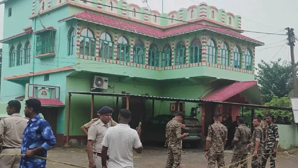 টুলু মণ্ডলের শ্বশুরবাড়িতে হানা দিল এসটিএফ, রেডারে দুই শ্যালক, চলছে তল্লাশি