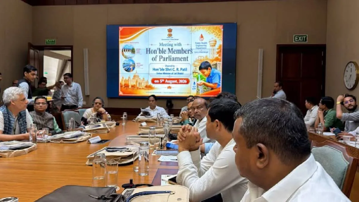 কাকলির পাশে দেখা গেল রাজীব কুমারকে, সংসদীয় রাজনীতিতে নয়া গুঞ্জন