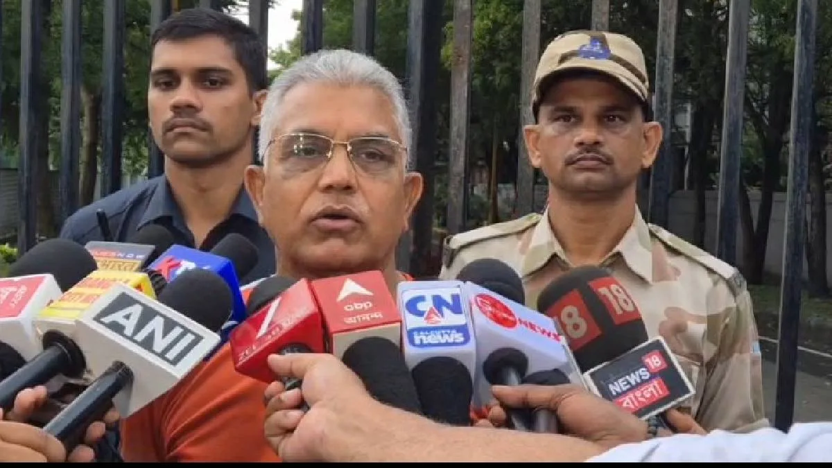 ‘বাড়ি গিয়ে কেউ ন্যায় দিয়ে যাবে না’, সোনার বাংলা গড়তে জনগণকে বার্তা দিলীপের