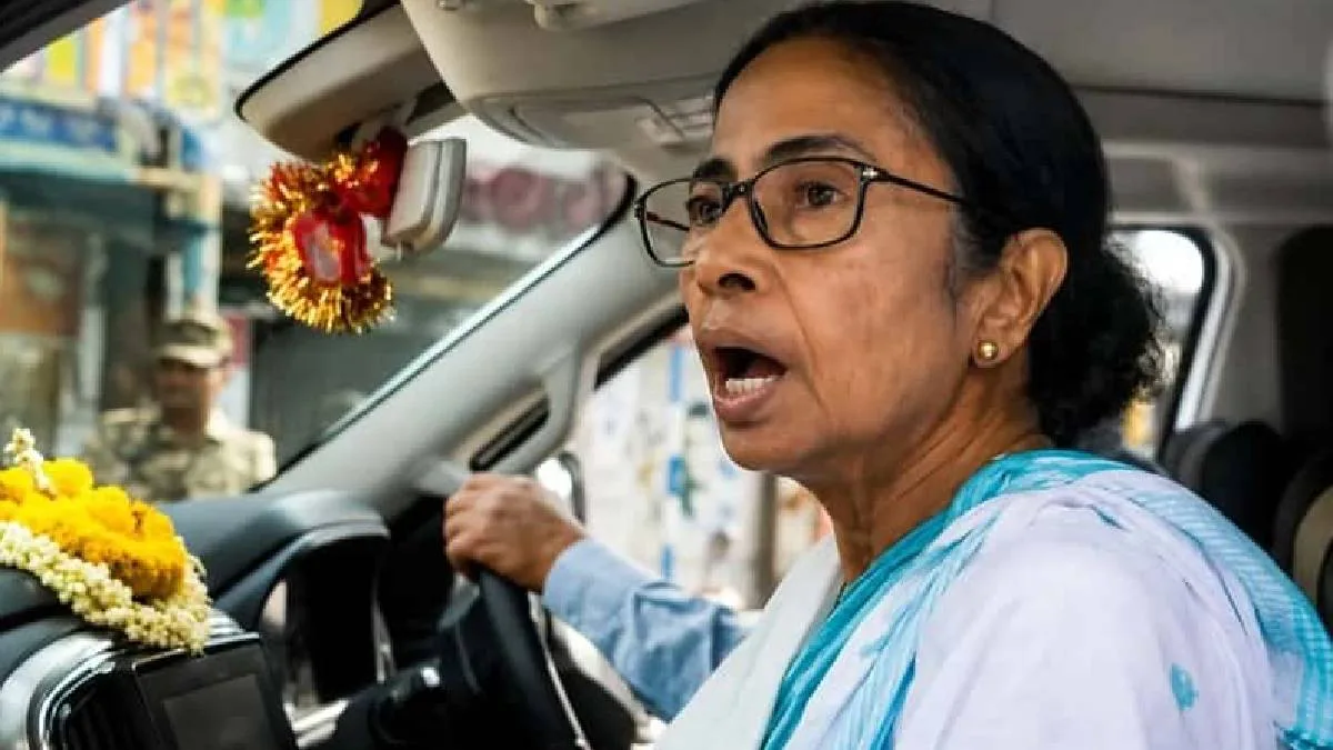 ‘সবাই মরে যেতাম’, হালিশহরে বিক্ষোভের মুখে ক্ষোভ উগরে দিলেন মমতা