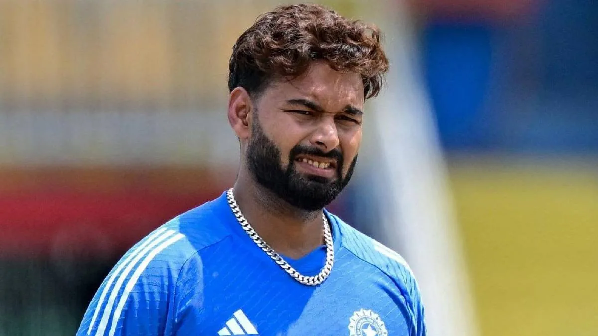দু’দশক পরে গ্রামের বাড়িতে মা, শুরু ঋষভ পন্থের পৈতৃক বাড়ি পুনর্নির্মানের কাজ, উৎসব পাহাড়ি গ্রামে
