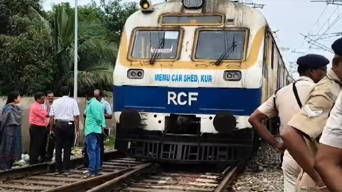 পুরী রেলস্টেশনের কাছে লাইনচ্যুত মেমু ট্রেনের ইঞ্জিন, যাত্রীদের মধ্যে ব্যাপক আতঙ্ক