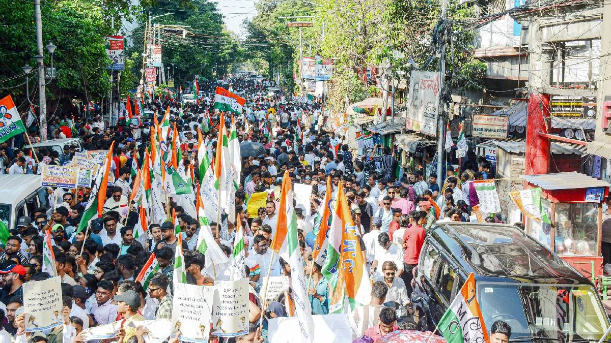 তৃণমূল ছাত্র পরিষদের প্রতিষ্ঠা দিবসে মেয়ো রোডে সভার অনুমতি চেয়ে আদালতের দুয়ারে কালীঘাট